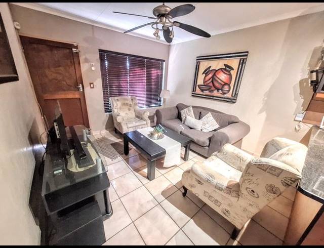 1 BEDROOM TOWNHOUSE FOR SALE IN THE ORCHARDS